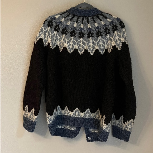Alva Knit Icelandic 100% New Wool Knit cardigan fair isle pattern cardigan - Picture 6 of 8